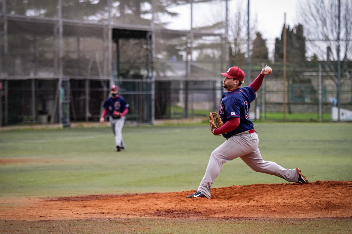 My dudes doing their thing #PreSeason2021 <a href="/BeisbolNavarra/">Beisbol Navarra</a> ⚾️👊🏼💥