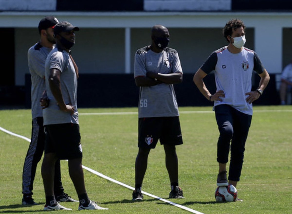 leoroesler's tweet photo. ⚫️⚪️🔴 #SouJec https://t.co/7oyLvCoWBU