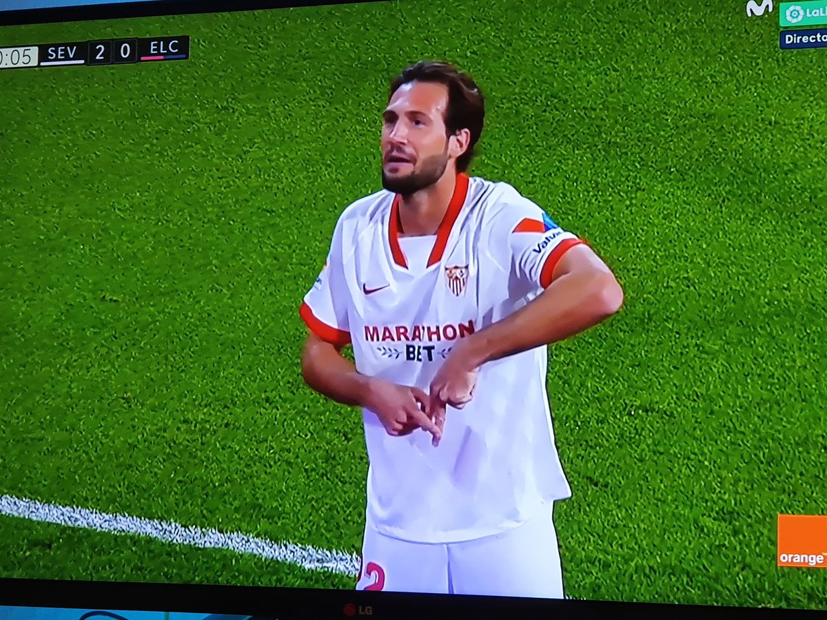 Bendita_pasion's tweet photo. Que hiciste Mudo ¡¡¡¡¡
#Mudista #SevillaFCElche https://t.co/Q9gHffKszK
