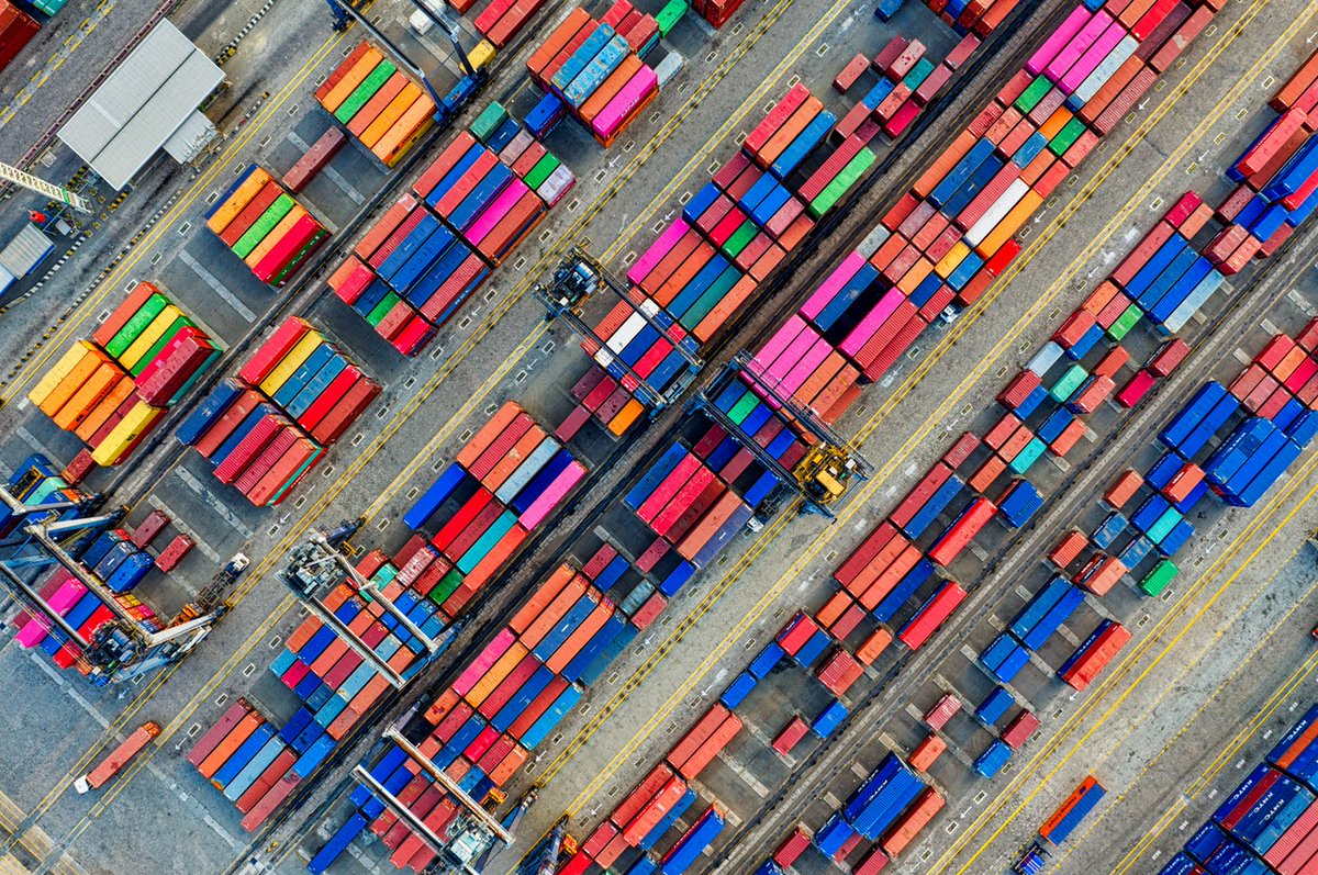 При импорте в Аргентину возникают «огромные трудности».

Las importaciones a la Argentina enfrentan “enormes dificultades”.

bit.ly/3lrm3ip