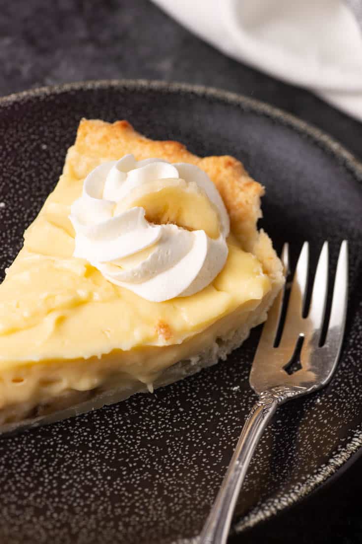 butter_baggage's tweet photo. Did y'all celebrate Pi Day this past weekend? We sure did! But it sure was hard to decide what kind of pie to eat. What is your favorite pie? https://t.co/uye1JwBso9 #food #foodblogger #recipe #yummy #dessert #pie #piday #applepie #chocolatepie #bananacreampie https://t.co/2Z10o6QOs1