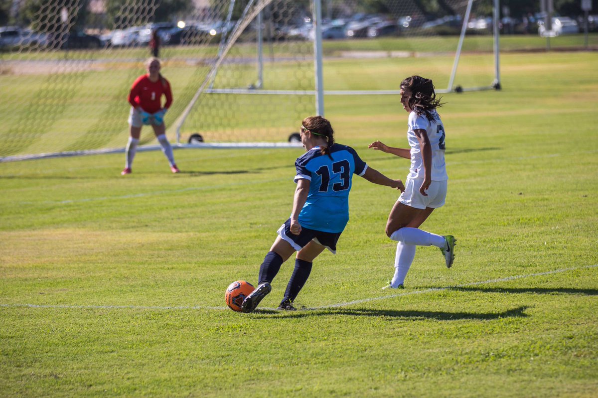 cloviscrushwsoc's tweet photo. Congratulations to Brooke Gill (Madera HS โ18) for committing to transfer and play for NAIA University of Indiana Kokomo this fall! Go Crush!!! #gocrush #crushsoccer #cloviscrush @ClovisCCC @ladyyotesoccer @IUKSoccer https://t.co/gyikWPOKwp