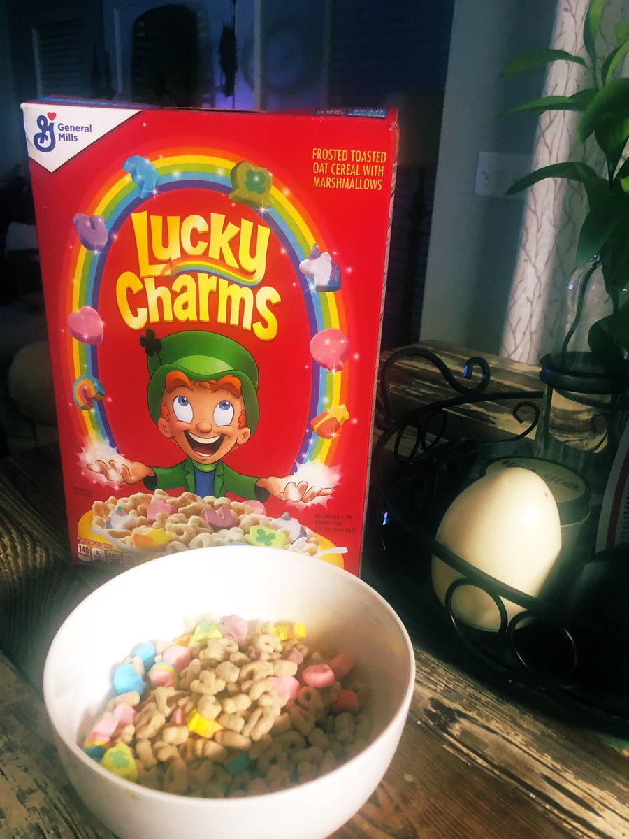 jcanglin's tweet photo. Happy St Patrick’s Day🍀(And my kid’s favorite breakfast day 🥣) #momoftheday https://t.co/6ILFpWkD4N