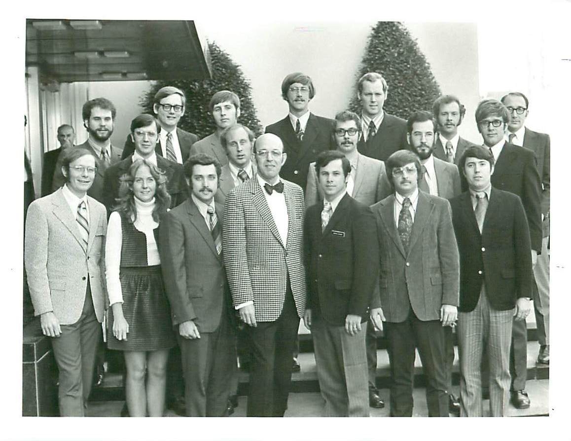 UICOMPeoria's tweet photo. For Women's History Month, we recognize Dr. Joyce Wise, UICOMP's first female graduate! What woman in your life deserves recognition? #WomensHistoryMonth #firstfemalegraduate #medicalschool #doctor https://t.co/ew1UqdQgIc