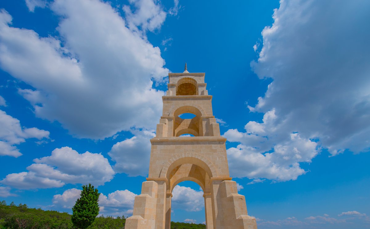 5.Alay kahramanları anısına saygıyla