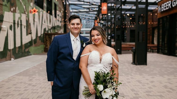 MarriedInMKE's tweet photo. New Today on #MarriedInMilwaukee: 26 Ways to Add Some #MKELove to Your Wedding https://t.co/LNktmKRkoq https://t.co/hjkMARcljR