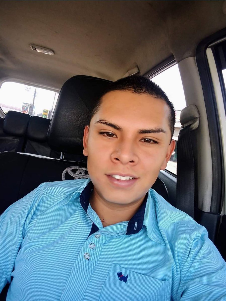 CaughtMens's tweet photo. ¿Les gustan los choferes chacales?

RT 🔃 Y FAV ��️, en un rato subo el pack!

#heteroflexible #heterosparagays #heterodesnudo #heteroscachondos #heterosengañado #HeteroEngañados #hombresdesnudos https://t.co/ckmyoMjPZO