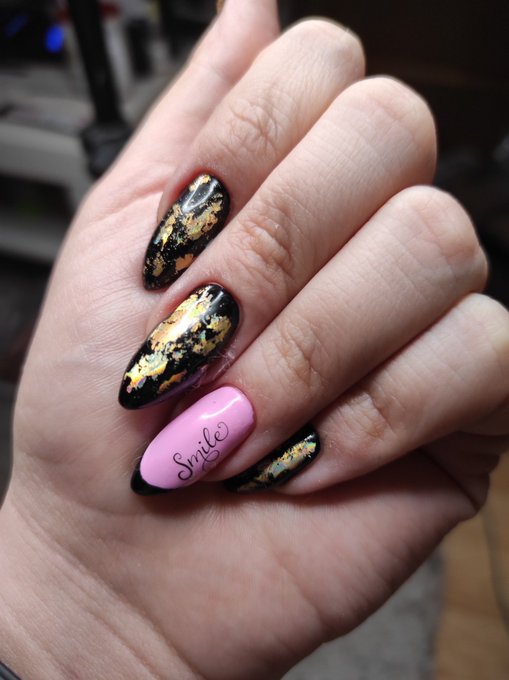 New sexy manicure by my bb 😍 https://t.co/zUJwDsfKBc<a href="/tag/fyp"class="tags"><span>#fyp</span></a>