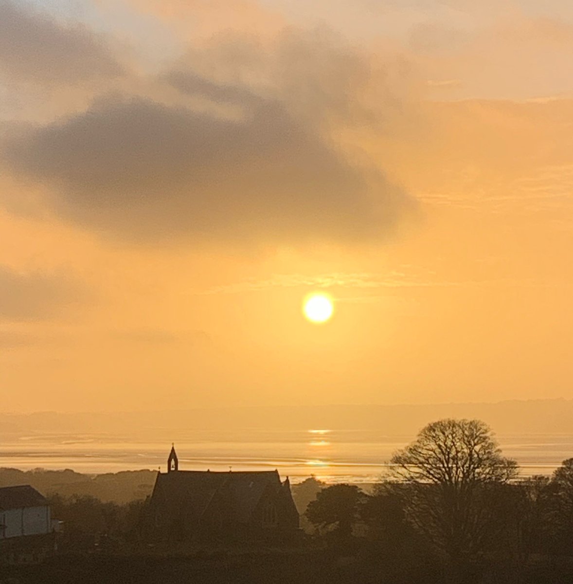 localdragons's tweet photo. Nos da / goodnight
#sunset #machlud #llanfairfechan #conwy #northwales #yourlocaldragon #directory #handy #local #booklets #llawllyfrau #advertising #hysbysebu #publishing #printing #argraffu https://t.co/kO6oe0NHgo