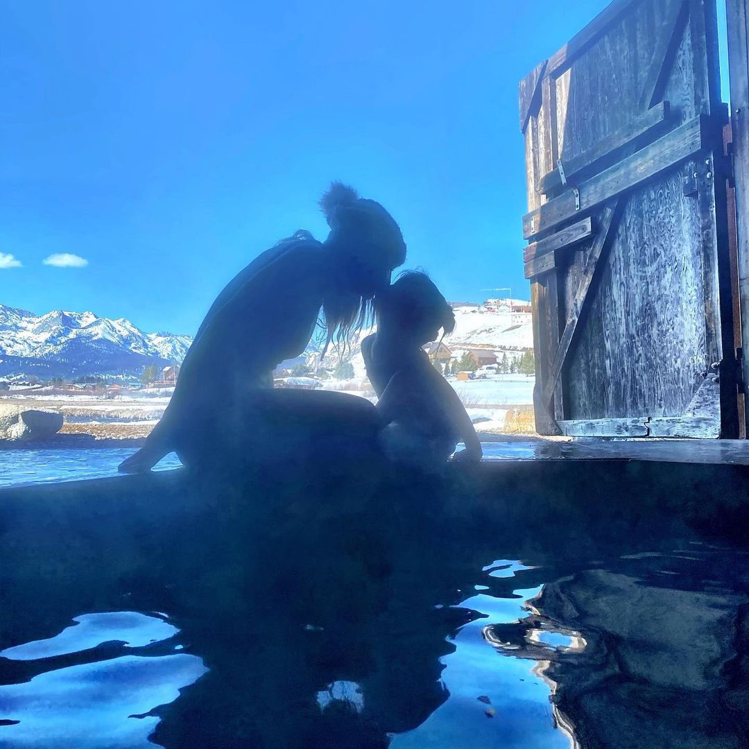 GenPadalecki's tweet photo. This is 4. https://t.co/t4GXe1Z9dF