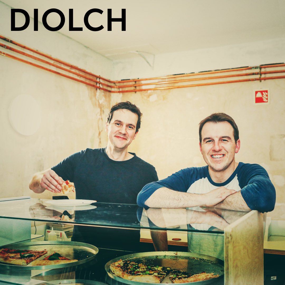 Ffwrnes Pizza tweet media