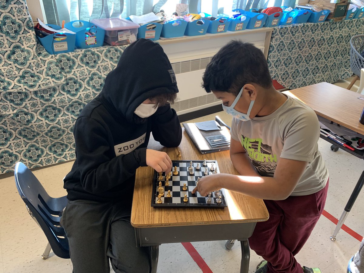 13_hlusem's tweet photo. Wednesday Grade 3/4 chess tournament! A great way to learn about planning ahead with patience!@npsc_schools @hccnpsc https://t.co/bZv3RGYqkJ