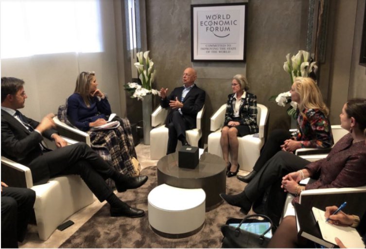 marc_syrinx's tweet photo. De winnaars zaten in 2019 al bij Klaus  Schwab !!#exitpoll Toeval? Nee, was al lang bepaald. https://t.co/2FGCJOjOdX