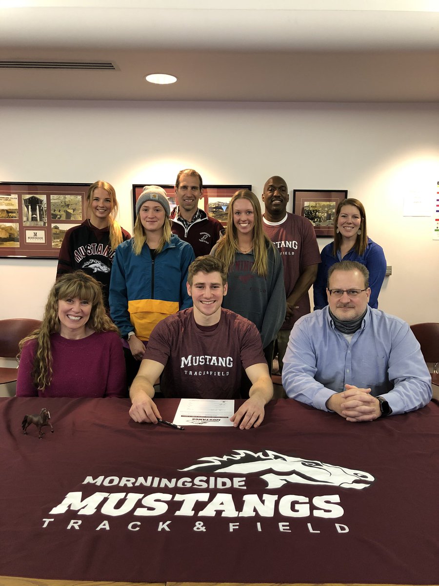 Mside_Track's tweet photo. Welcome, Gretna NE sprint standout, Jared Nicholas!! We are fired up to see what you can do! Go Mustangs!! https://t.co/QmB2zz0Hbq