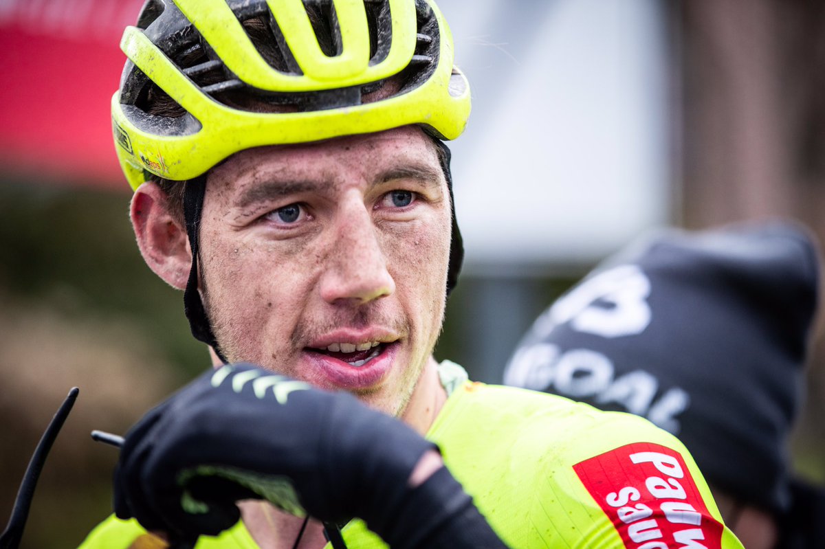 FFWD Wheels (@ffwdwheels) on Twitter photo What a race day! From being part of the main breakaway of the day into a two man lead to finishing solo!
Superb victory by <a href="/RobeetLudovic/">Robeet Ludovic</a> of @CTBingoalWB in the <a href="/NokereKoerse/">Danilith Nokere Koerse</a>
Congrats on this great achievement!
📷 <a href="/lvanbon/">Léon van Bon</a>
#ffwdwheels
#getconfident
#gofast
#teamffwd What a race day! From being part of the main breakaway of the day into a two man lead to finishing solo!
Superb victory by <a href="/RobeetLudovic/">Robeet Ludovic</a> of @CTBingoalWB in the <a href="/NokereKoerse/">Danilith Nokere Koerse</a>
Congrats on this great achievement!
📷 <a href="/lvanbon/">Léon van Bon</a>
#ffwdwheels
#getconfident
#gofast
#teamffwd
