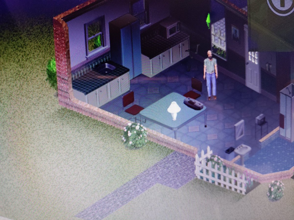 TraitsSims's tweet image. I finally got me a new computer and so far have download sims 1,3, and 4. Now I just have to download sims 2.