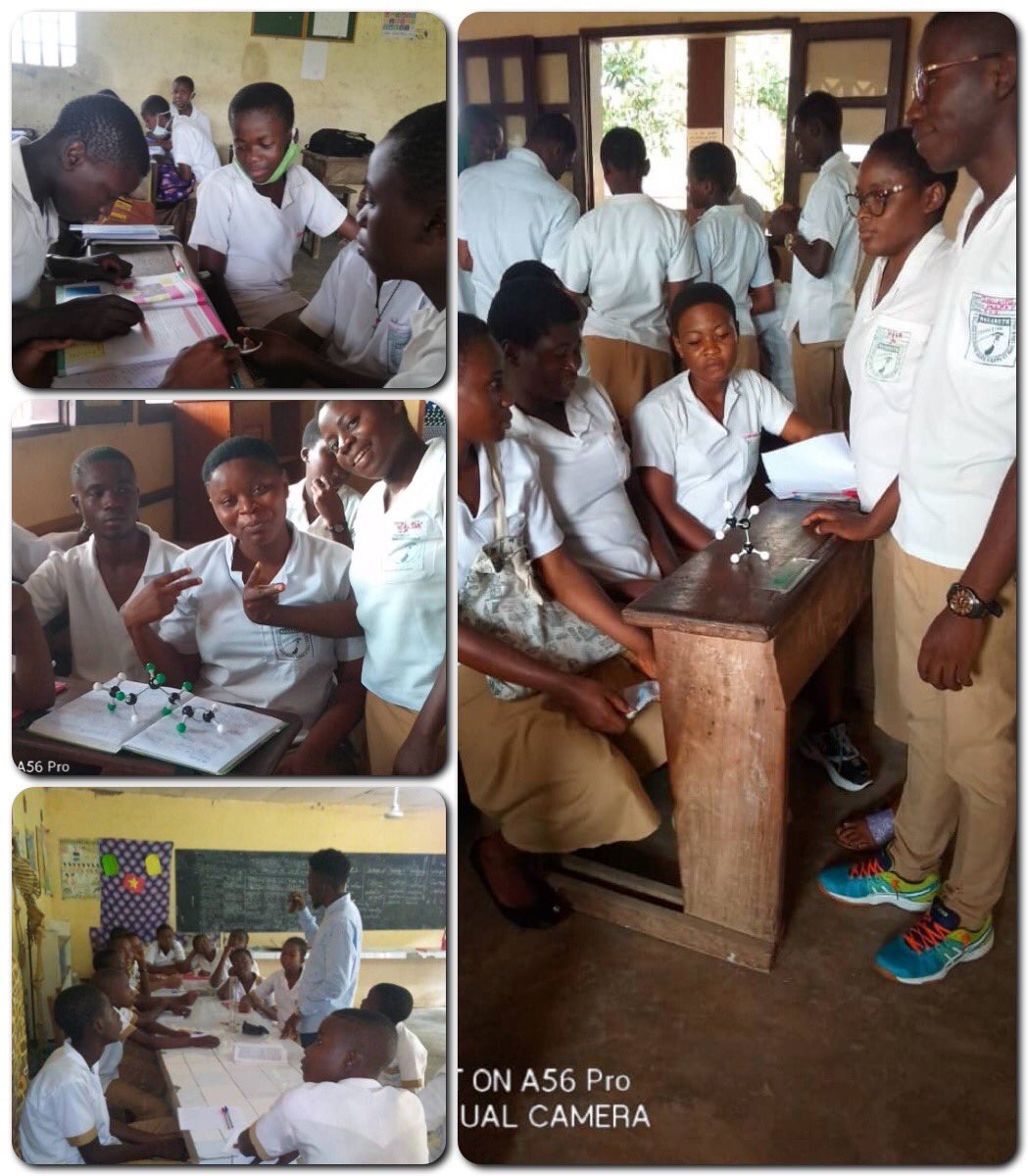 ONG_BSFronteras's tweet photo. Los alumnos de #Secundaria en Camerún analizan las diferentes #EstructurasMoleculares dentro de su #ProyectoCientífico. Conversaciones reflexivas que les permiten tomar conciencia de su proceso de aprendizaje! #AvecToi4_0 #PasiónXEducar https://t.co/pYs0oSxPHz