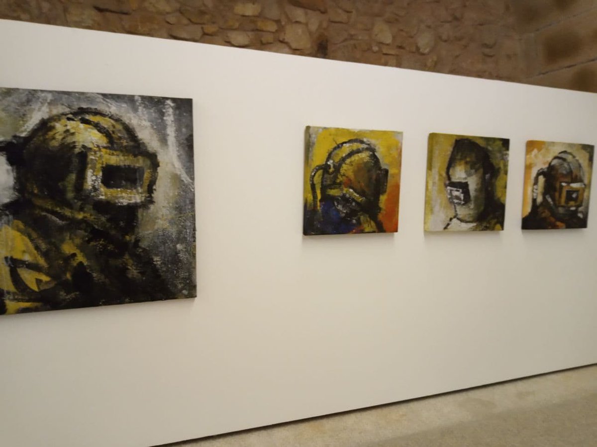 exponav's tweet photo. Jornada de lujo para inaugurar la exposición #Pantoque, de Ramón Trigo y Eduardo Armada, que podéis visitar hasta el 18 de abril. ¡No os perdáis el mural que pintó in situ Trigo! https://t.co/YcANFfCAaC