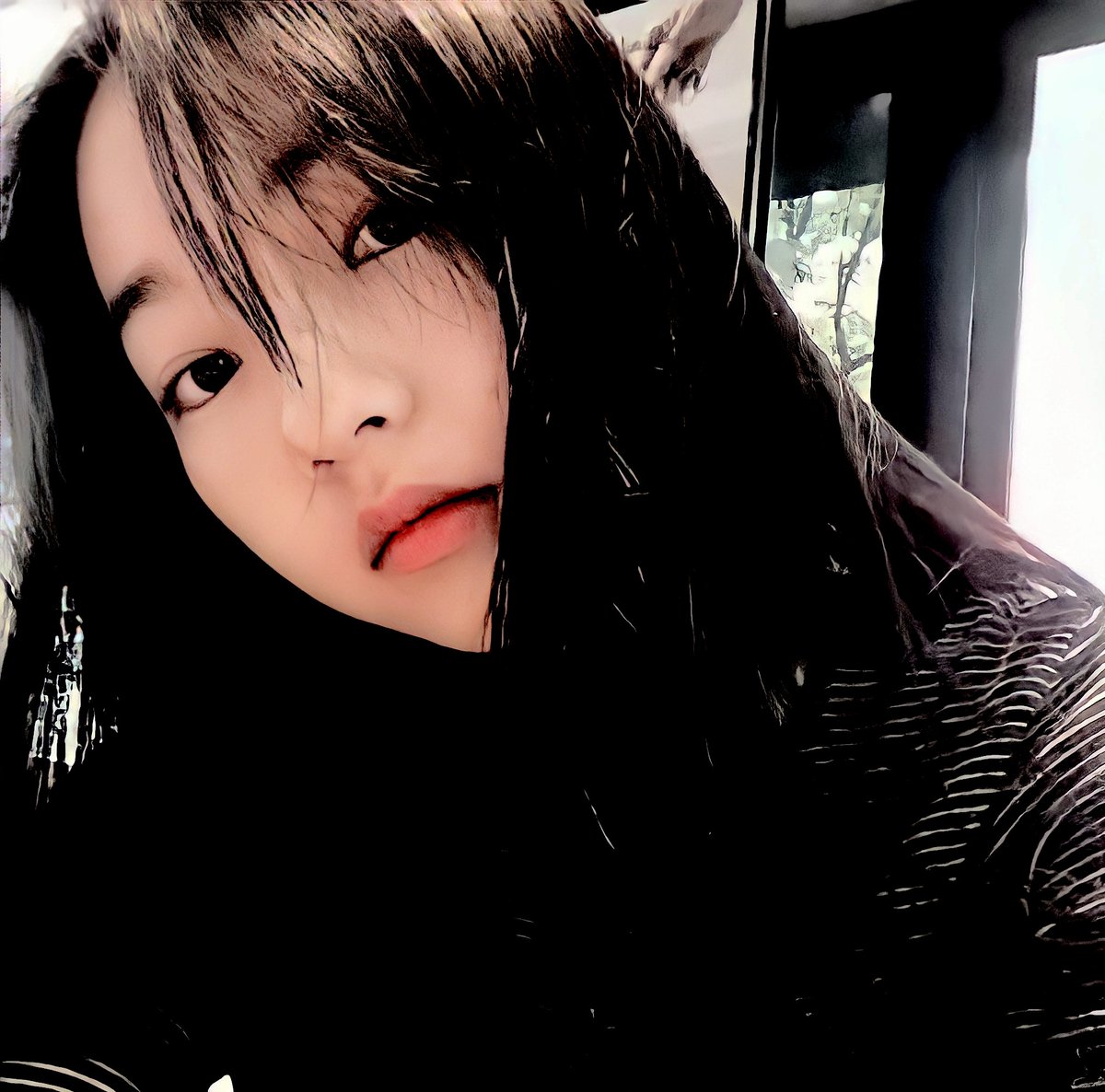 Mimi Helena. tweet media