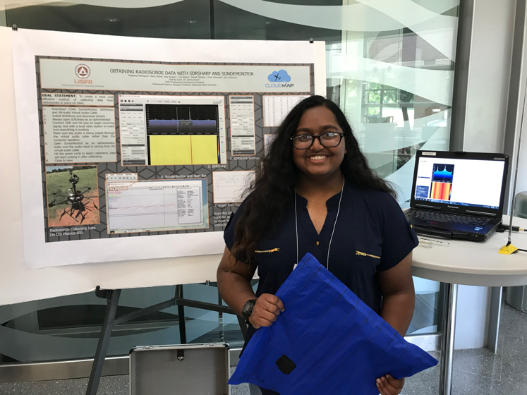 woaaofficial's tweet photo. Happy #WoAAWednesday! Meghana Fathepure is studying aerospace engineering @ENGINEERINGatOU, and she is also the External VP of @ouwoaa! Her research focuses on UAVs with @OSU_USRI and @ou_cass.

#DiversityInSTEM #WomensHistoryMonth https://t.co/TCR5jS2PZ1