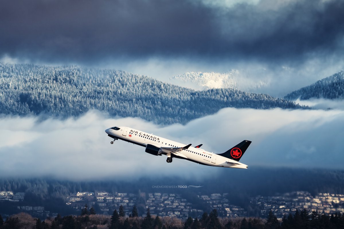 onemoreweektogo's tweet photo. Canadian beauty against a Canadian landscape. @AirCanada Airbus A220 (C-GNAM) departing @yvrairport  on a chilly morning. https://t.co/jKk5Etirj0