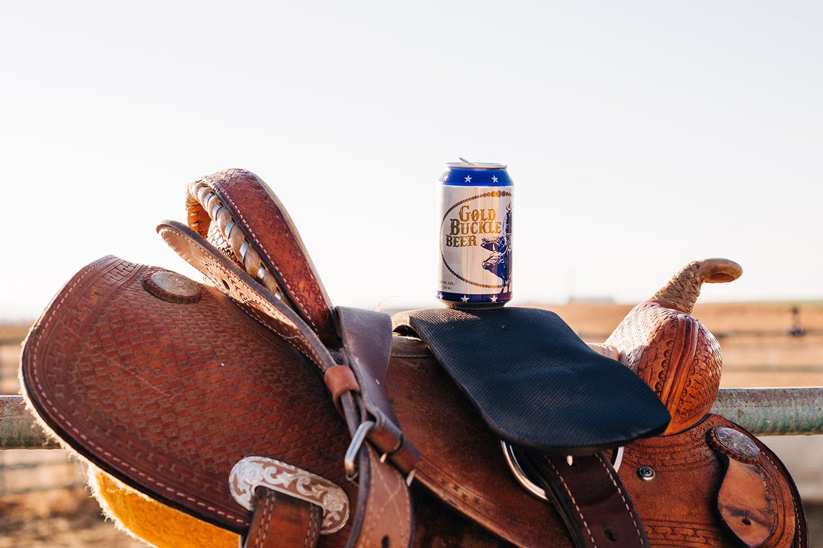Unsaddle with a cold one. #GoForTheBuckle #GoldBuckleBeer 📷: <a href="/pipers_zoo/">Pipers_Zoo</a> ⠀⠀⠀⠀⠀⠀⠀⠀⠀
•⠀⠀⠀⠀⠀⠀⠀⠀⠀
•⠀⠀⠀⠀⠀⠀⠀⠀⠀
•⠀⠀⠀⠀⠀⠀⠀⠀⠀
#DrinkResponsibly #Beer #Brewery #MadeInAmerica #Beerstragram #Rodeo #Cowboy #WeAreProRodeo