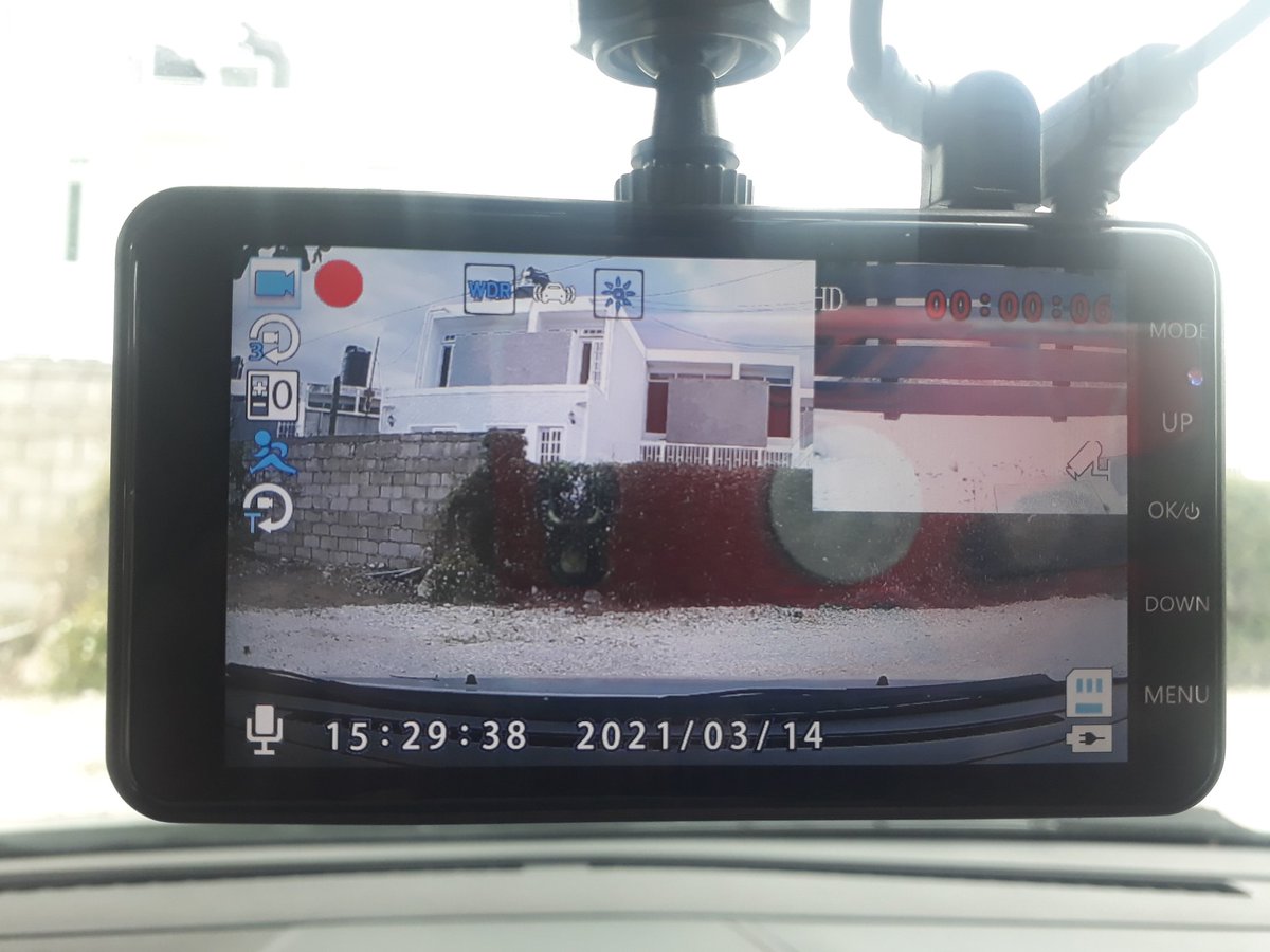 DatTallUteWes's tweet photo. DashCam with both front mounted and rear mounted cameras.
Rear camera doubles as a reverse camera and a recorder.
#AutoInstallationsJA
#QualityServiceOnly https://t.co/ZEej2DCCeF