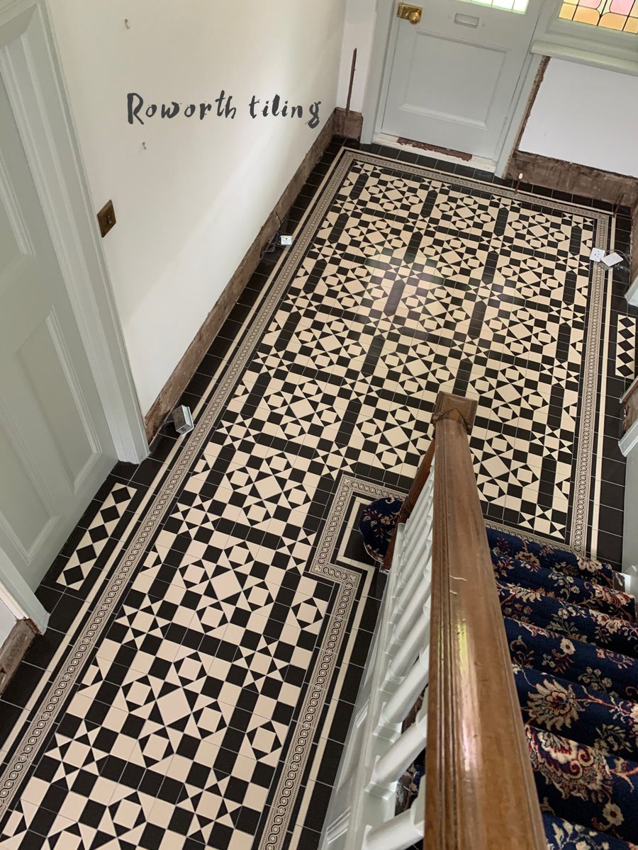 NeilRoworth's tweet image. New floor just put down.
Osborne with a Telford Border.
@OriginalStyleUK @BALtiling @ytctiles