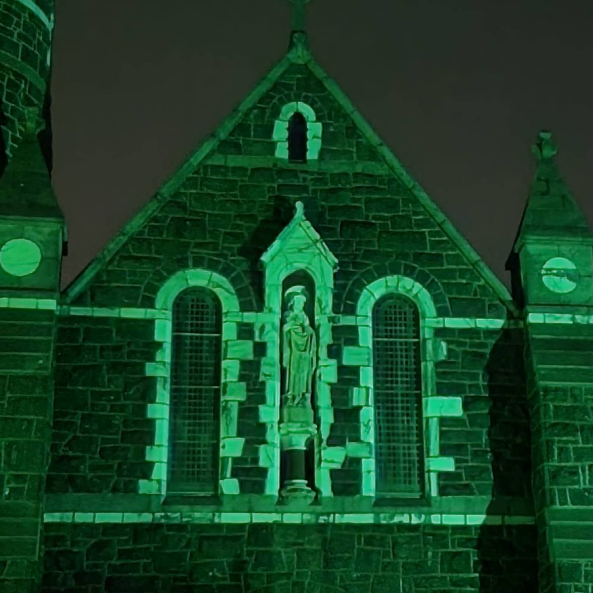 Sinead_od1's tweet photo. #Dunlewey #DúnLúiche #ChurchOfTheSacredHeart #GlobalGreening #StPatricksDay #Lafheilepadraig
#Donegal #DhúnnanGall https://t.co/jQKDSZV6hO