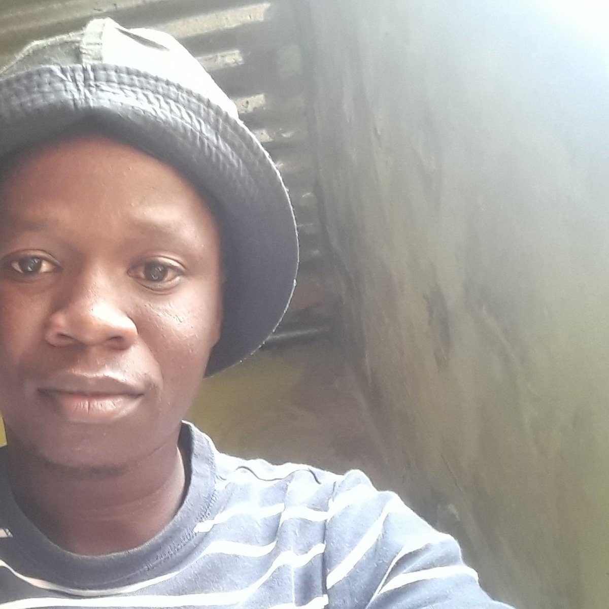 SoSimpleDj's tweet image. #NewProfilePic