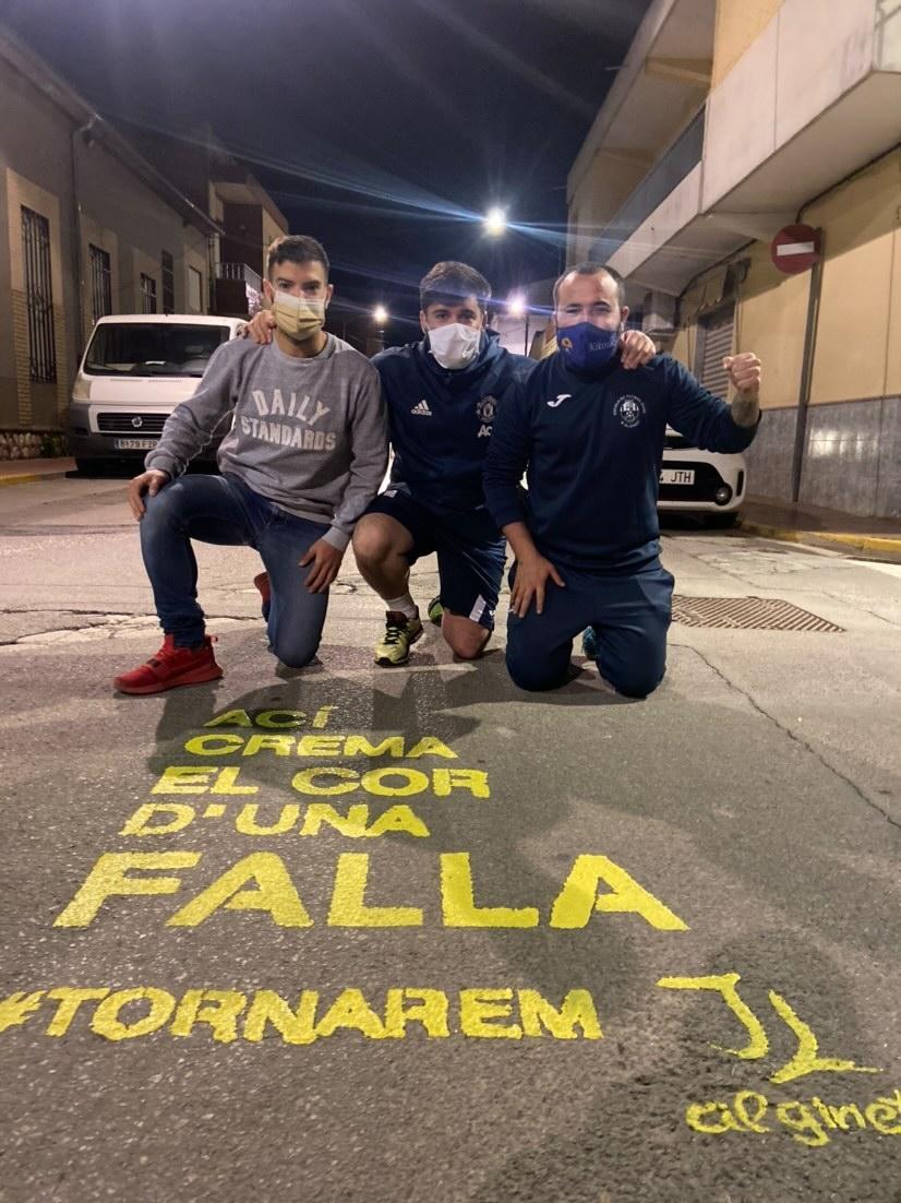 ACI CREMA EL COR D'UNA FALLA
#LANOSTRA
#TORNAREM