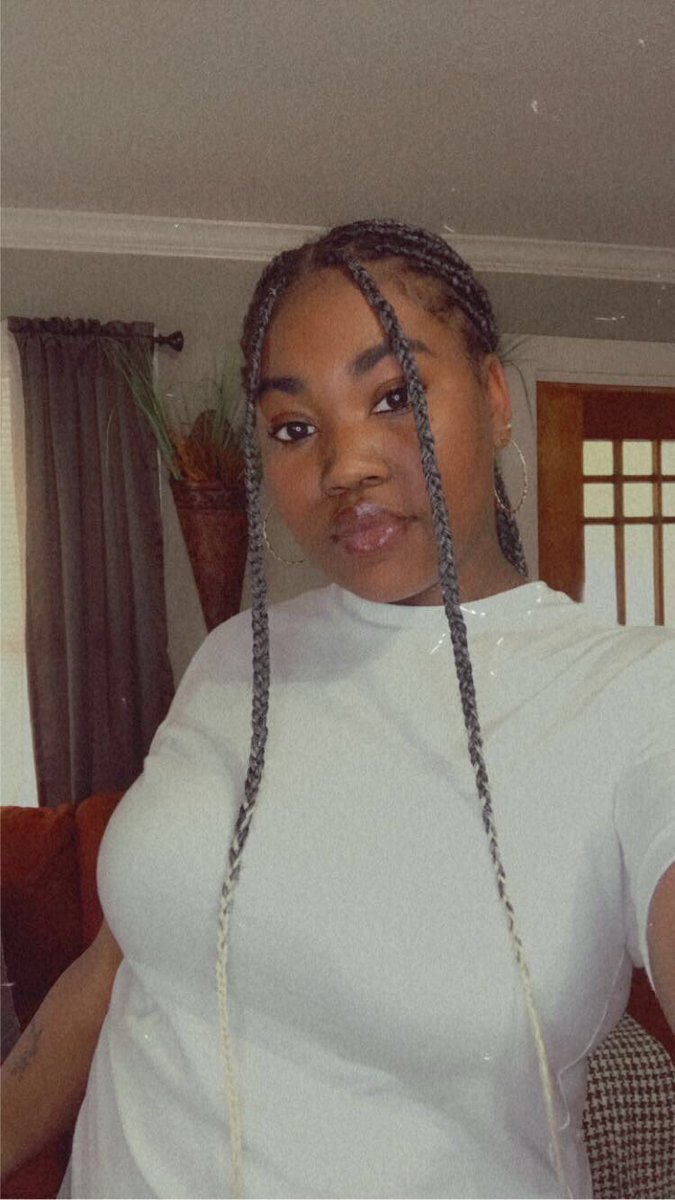 TeeTaliesheana's tweet photo. Face Card Valid 👑💜 https://t.co/C5hVKO14gn
