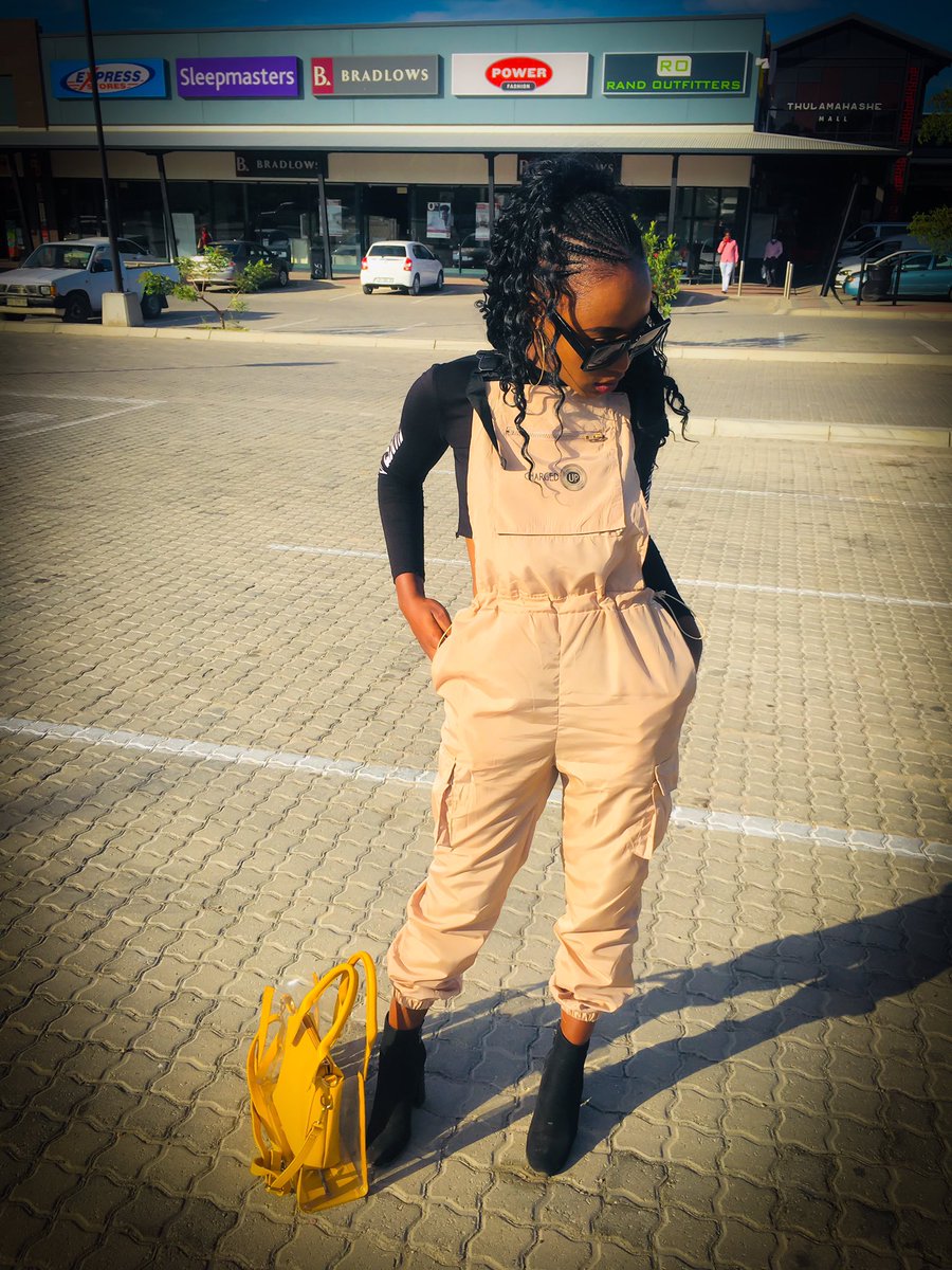 ChargedSa's tweet photo. Crop top and Bodycon Jumpsuit Charged-Up-SA |||||| Black color is SOLD OUT❗️❗️❗️❗️only brown left ———-Shop with us🛍🛍🛍🛍 https://t.co/Cu3BhBirls