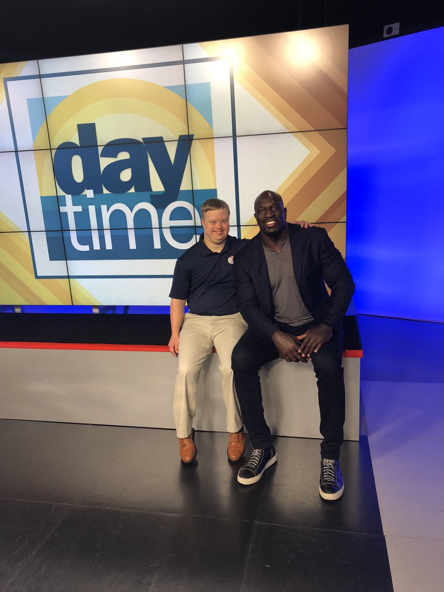 BOSTheMovie's tweet photo. Thank U @TitusONeilWWE for being at today’s @DaytimeTVshow taping w/ #SamPiazza (airs 3/19-10am) to promote: #WorldDownSyndromeDay &amp; the local TV debut of @BOSTheMovie #BecauseofSam on @wedupbs (ch WEDQ) 3/21! 🎬 You &amp; Sam CRUSH the @ymca scene in the movie! https://t.co/AyJE0r7M2h