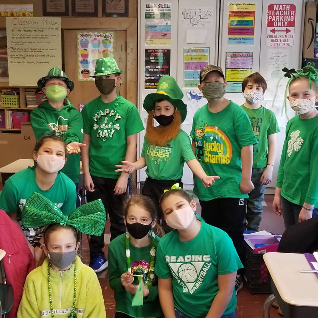 stpatsstoneham's tweet photo. Happy St. Patrick's Day!! @CSOboston #riseup #wearestpats https://t.co/tCIUgxq3yj