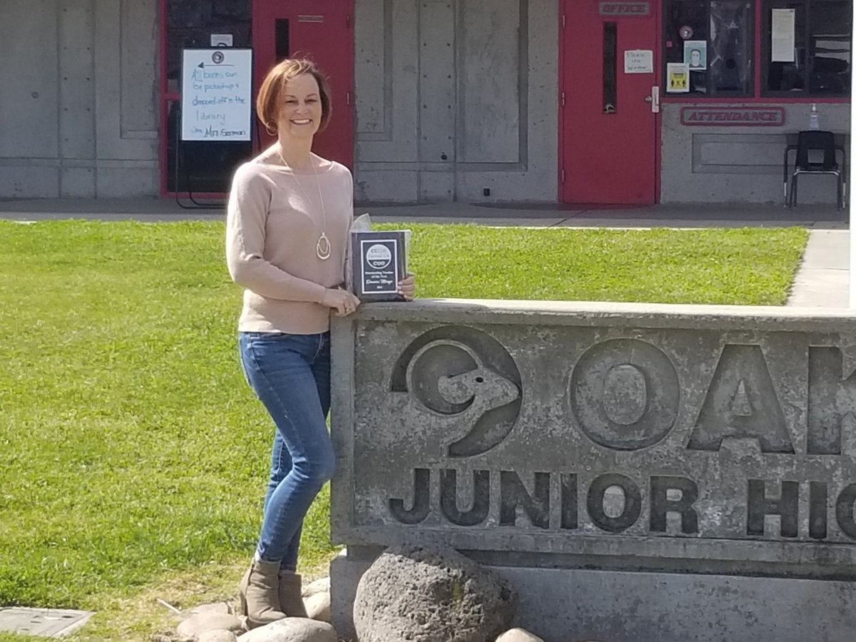 Congratulations to our Affiliate Leader of the Year, @FunTechEd and Outstanding Teacher of the Year, @EduTech_Ness! Both very well deserved and excited to celebrate these two! #CCCUE is definitely #BetterTogether because of them! #WeAreCUE @cueinc