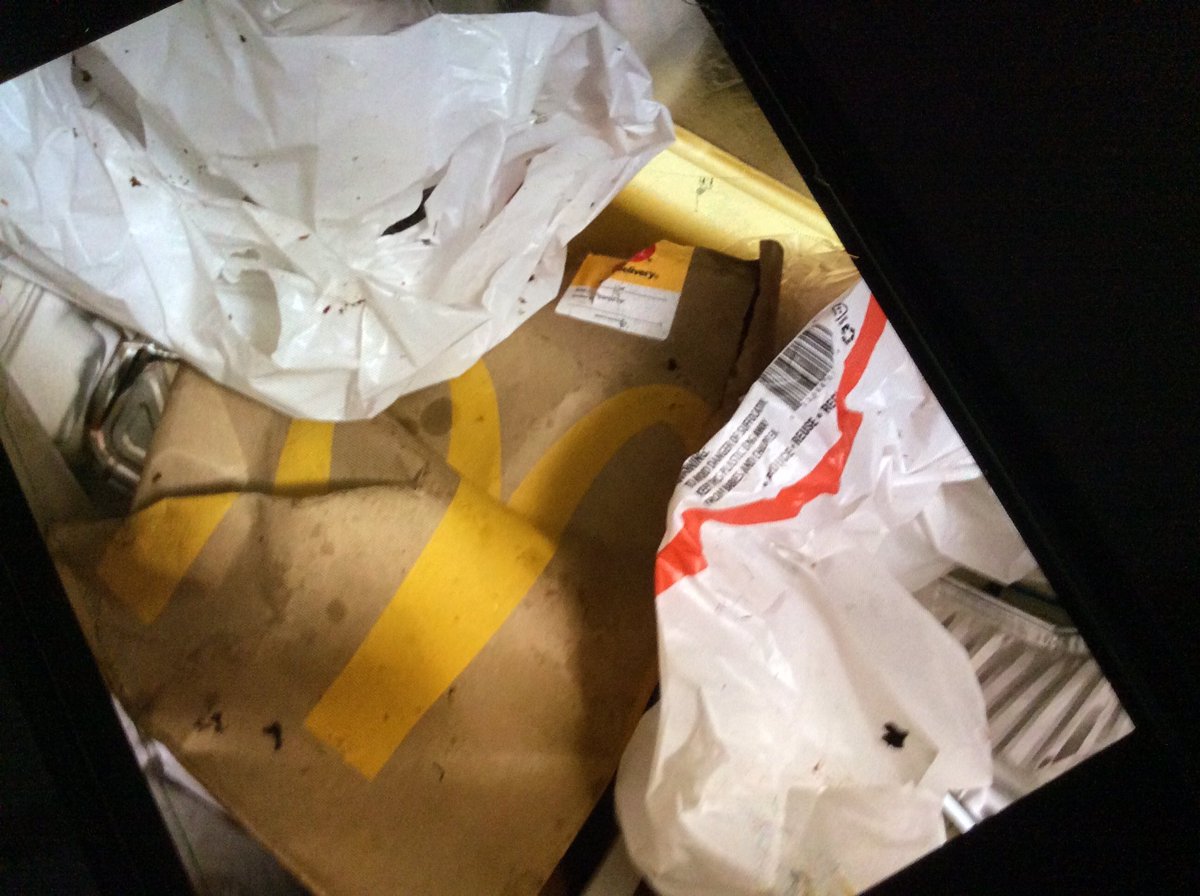 stalls_tom's tweet photo. @NYCSanitation I always look for the recycle symbol on the items https://t.co/FzZHwd0aOV