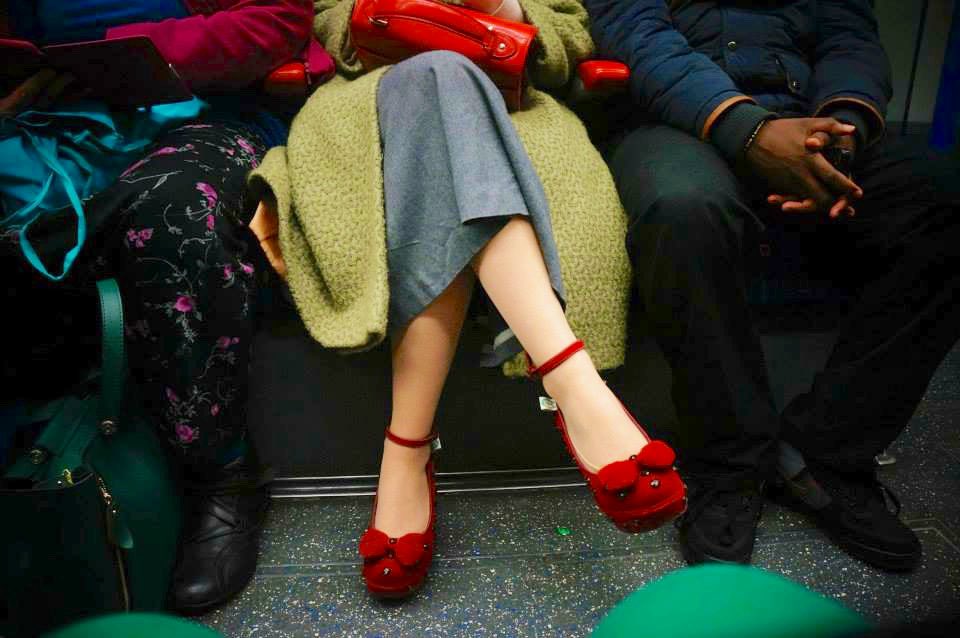 jillreidy's tweet photo. #thepersonopposite #tubetravel #london #underground @TfL #onthetube @streetphotogldn https://t.co/8W8ki3v5Pg