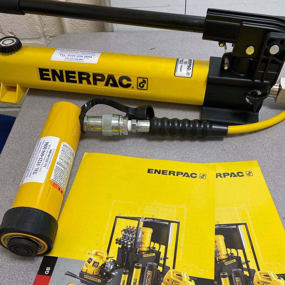LiftingEquipdav's tweet photo. Lifting Equipment Supplies are distributors of #Enerpac? 
Our experienced Engineers also test and repair most types/brands of #hydraulics.
karla@liftingequipmentsupplies.co.uk for new, hire and repair of hydraulics.
#construction #supplyliftingequipment #liftingequipmenthire https://t.co/a3hKTTRT9O