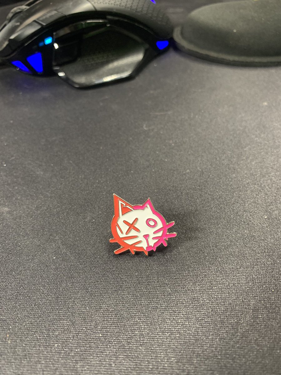 PokèJinxee tweet media