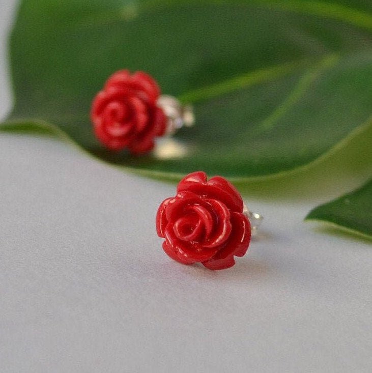 @ my #etsyshop etsy.me/38PSFNV
#earrings #roses #redroses #red #earringsoftheday #studs #coral #coralearrings #floral #romantic #giftforher #perfectgift #mothersday #giftideas #birthdaygift #survivorgr #hyunbin #binjin #cloy #nielloshowroom #etsyfinds #etsygifts #loveit