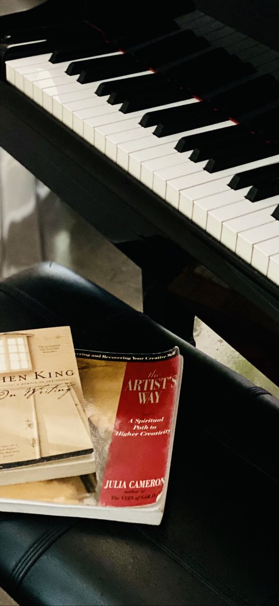The simple presence of these two books holds me accountable.

My muse today. 🤍☘️
Who can relate?

#theartistsway #onwriting #stephenking #amwriting #amreading #Motivation #CreativityLift #BookReview #bookstagram #WritingCommunity
#gramblestreet
