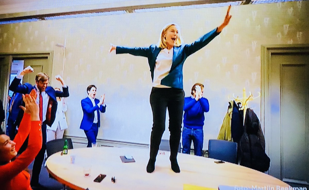 Gefeliciteerd aan Sigrid, <a href="/D66/">D66</a> 🍀💚en nieuw leiderschap. Wat een foto <a href="/MartijnBeekman/">MartijnBeekman</a>