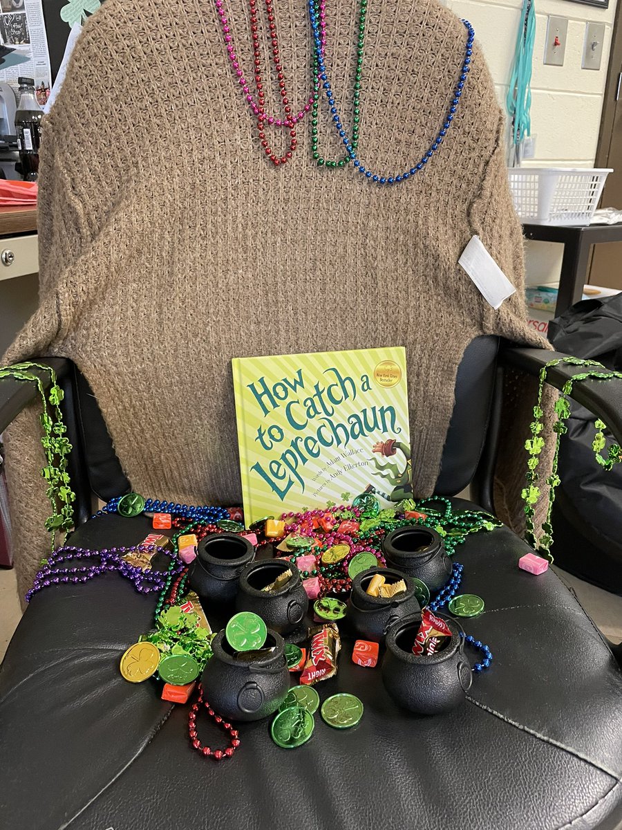 Some little leprechaun made a MESS at RHMS 🍀<a href="/ckdavis03/">Colleen Davis</a> #RHMS #StPatricksDay