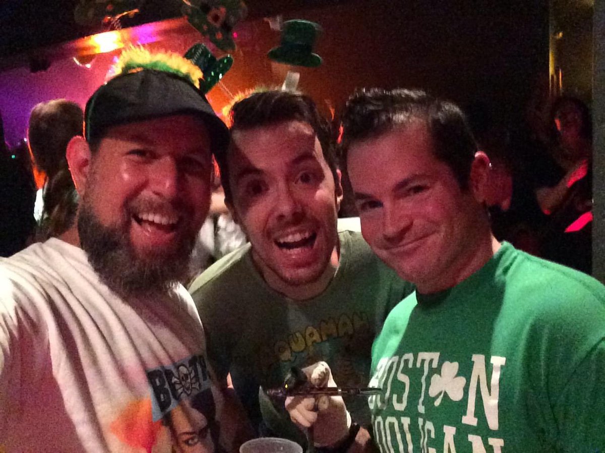 MarkyMakeUp's tweet photo. March 15 2014 was my first time painting at @bootiemashups Marky and Bootie a mashup that lasted 5 years of Saturday’s #BootieLA #MarkyMakeUp https://t.co/RQMZGXtT36