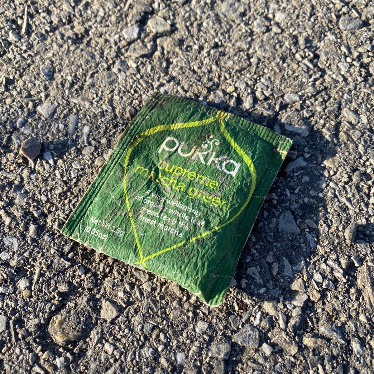 The7thTerrace's tweet photo. An odd choice of refreshment for a rural highway St. Paddy’s Day ditch party, but hey, it’s green. #ThingsFoundRunning https://t.co/2AHlcRRdmD