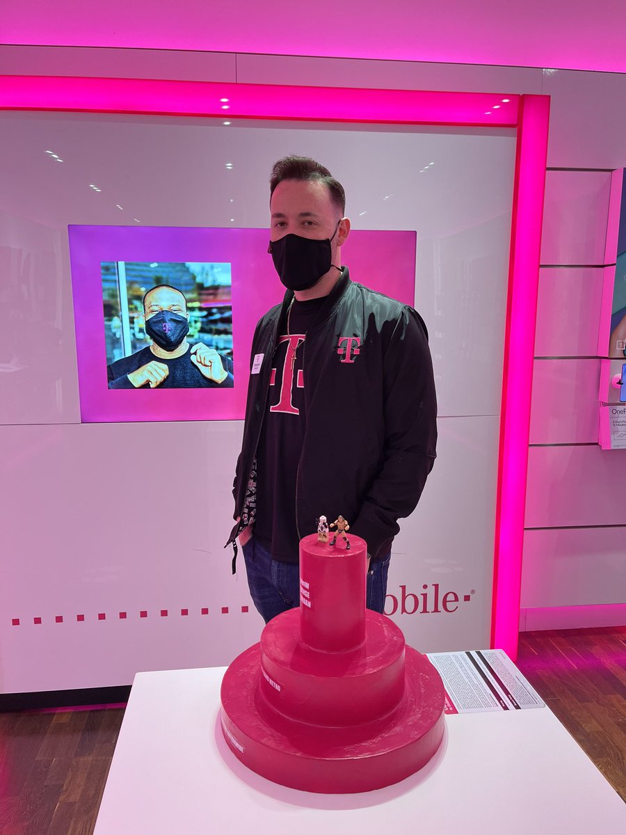 Thanks @AlexandrTm for being #ALLIN and having a bts solution for all your customer huge win today!  <a href="/SotoAmal/">Amal Soto</a> <a href="/mrsallieroberts/">Allison Roberts</a> <a href="/KittelAnnetta/">Annetta Kittel</a> @chris_tinavelez