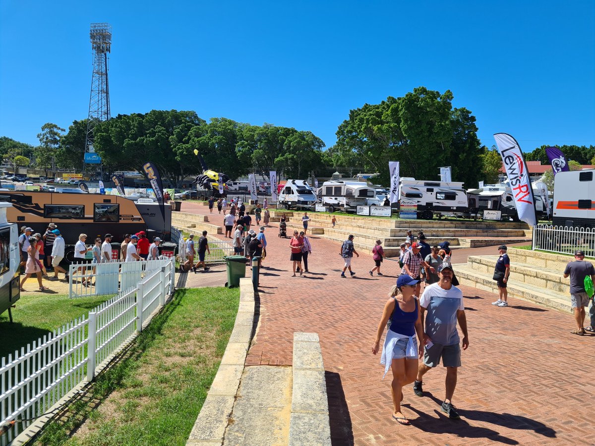 PerthCCShow's tweet image. We are so excited for a full-on week here at the Show! 🚙

Please make use of the Hand Sanitiser Stations🙌 conveniently located around the venue and observe physical distancing at the event.

Thank you for your cooperation and we hope you have a great day out at the Show!