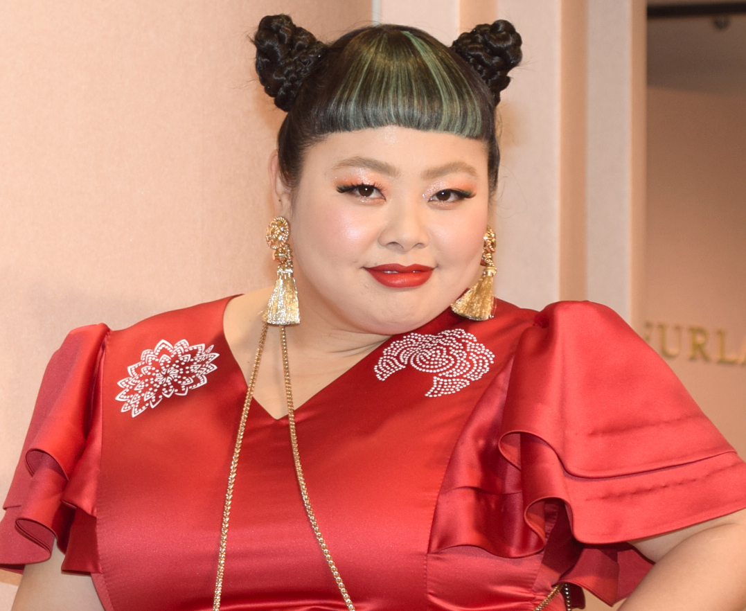 私はこの体型で幸せです 東京五輪演出問題について 渡辺直美さんがコメント 賞賛や コメント出さなきゃいけないことが悲しい などいろんな声 Togetter 私はこの体型で幸せです 東京五輪演出問題について 渡辺直美さんがコメント 賞賛や コメント出さなきゃいけないことが悲しい などいろんな声 Togetter