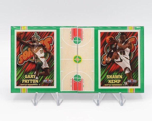 CardTiles's tweet photo. ๐ฉ๐จ๐ฉ๐จ...๐ฅ
The mid-90s #sonics teams threw us a little color scheme curve ball. And totally pulled it off!
Available: $34
https://t.co/DpatPinenv
#supersonics #sonicsforever #garypayton #shawnkemp #theglove #reignman #seattlesonics #seattlesports #keyarena https://t.co/wbcB701nRf